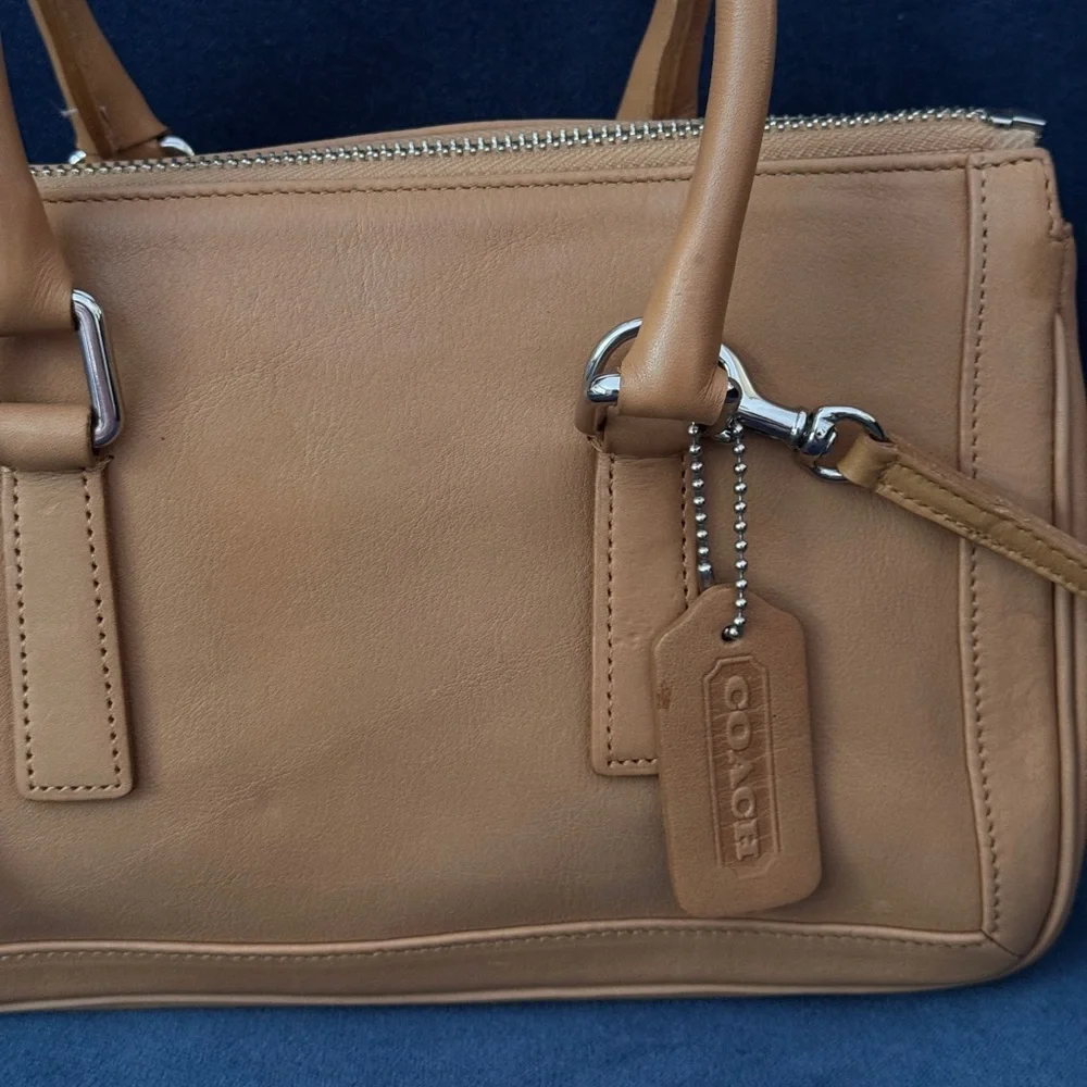 Coach Vintage Bonnie Legacy 9421  Tan/Beige Satchel Bag‎